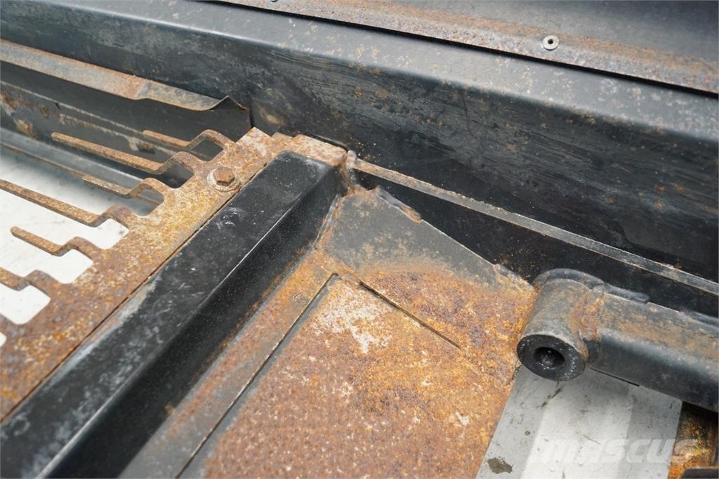 CASE 9230 Liivapuisturid ja soolapuisturid
