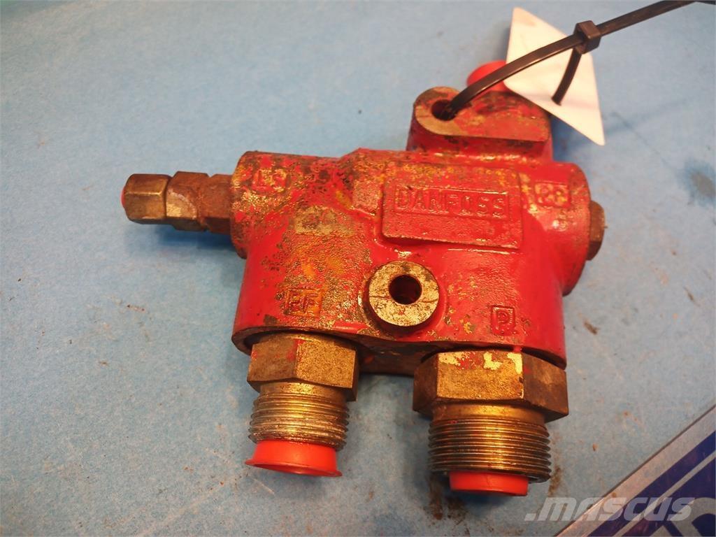 CASE CF80 Hüdraulika