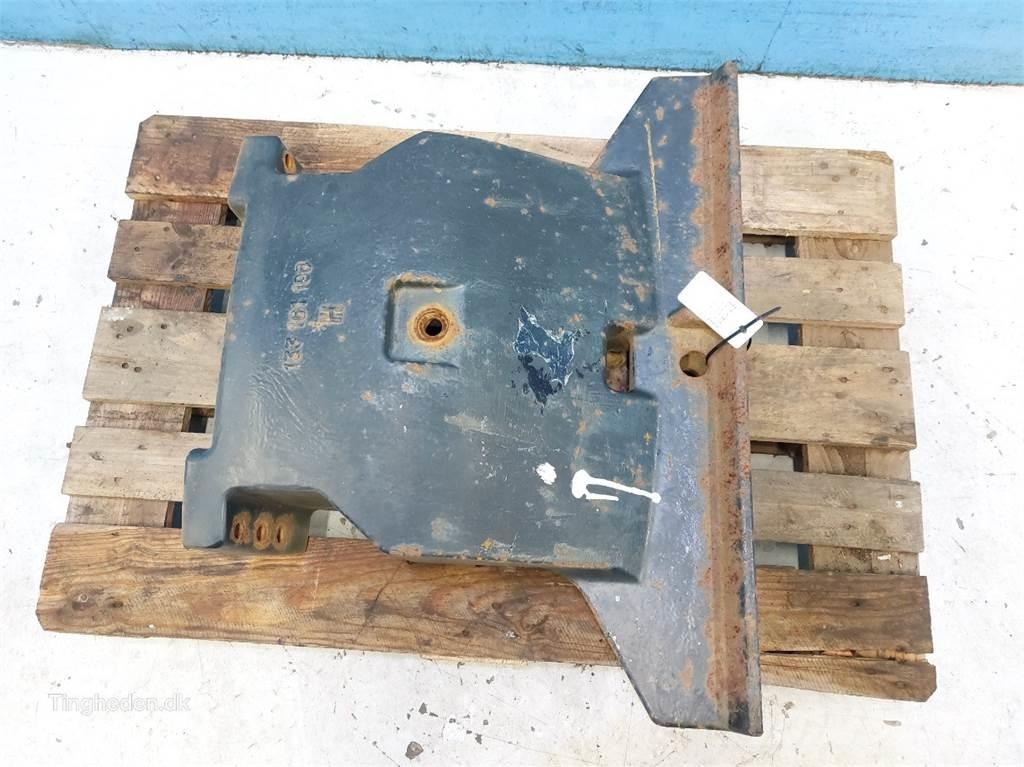 CASE CVX 120 Esiraskused