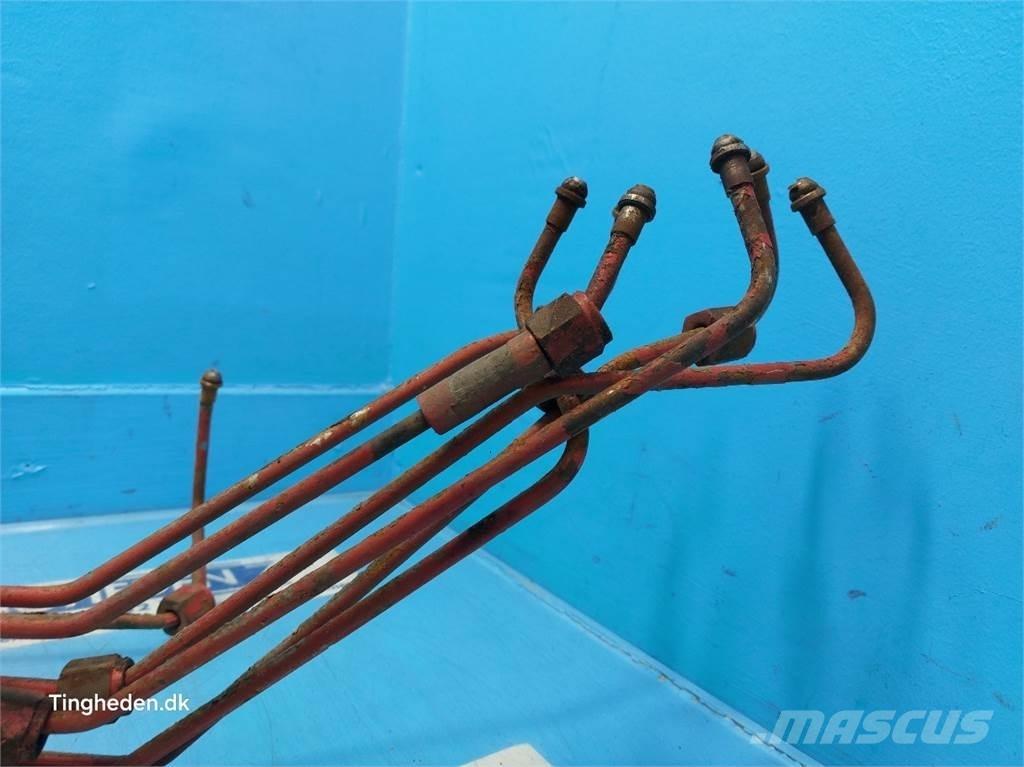 CASE DT467 Mootorid