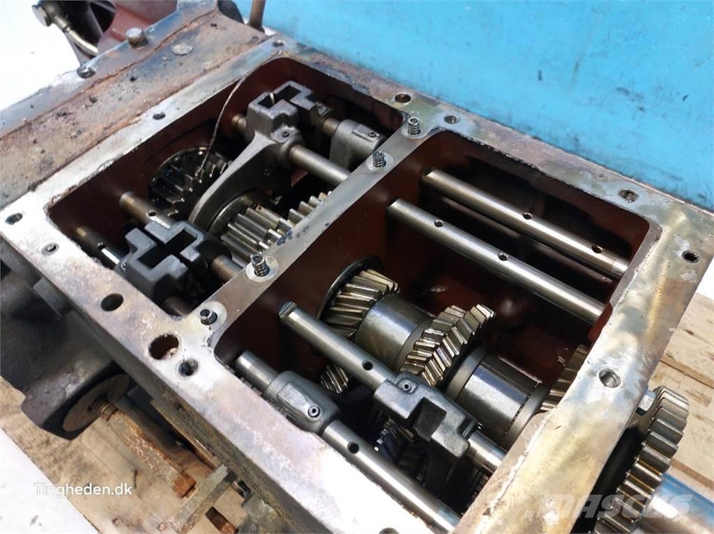 CASE Farmall 95A Ülekandemehhanism
