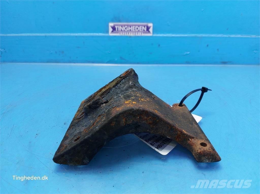 CASE Farmall 95A Mootorid