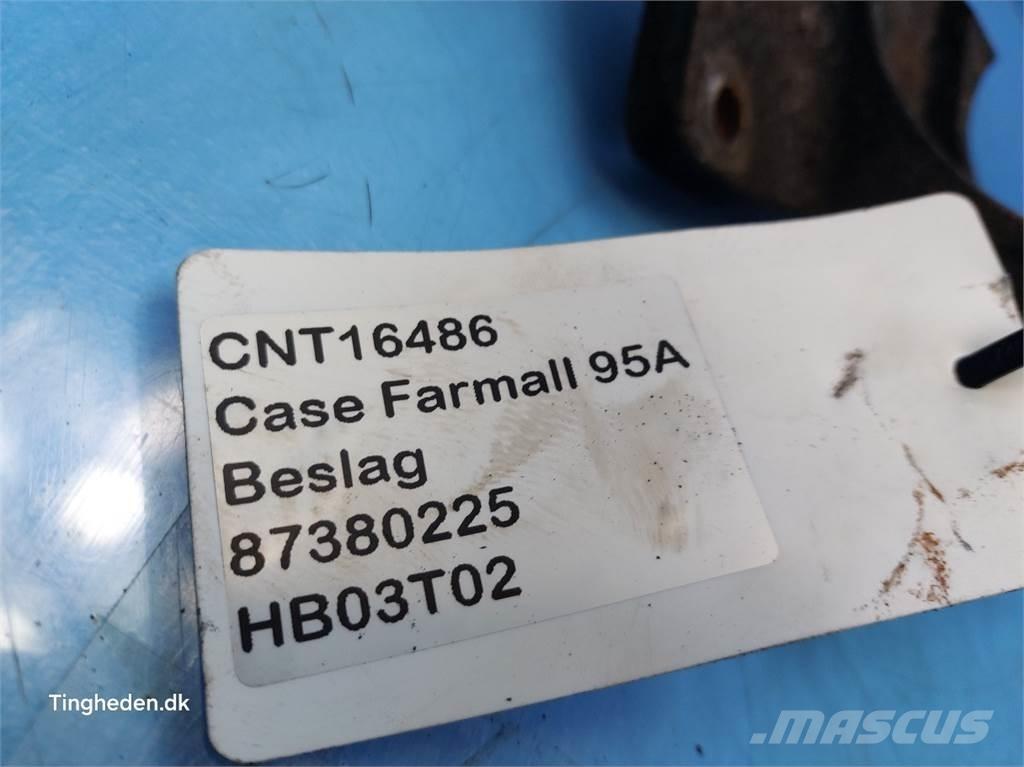 CASE Farmall 95A Mootorid