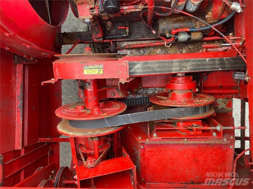Case IH 1620 Teraviljakombainid