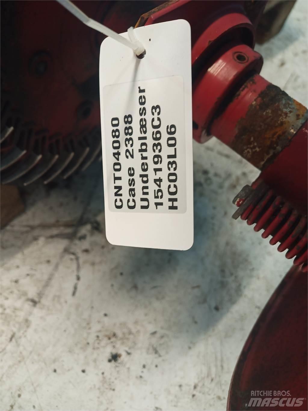 Case IH 2388 Liivapuisturid ja soolapuisturid