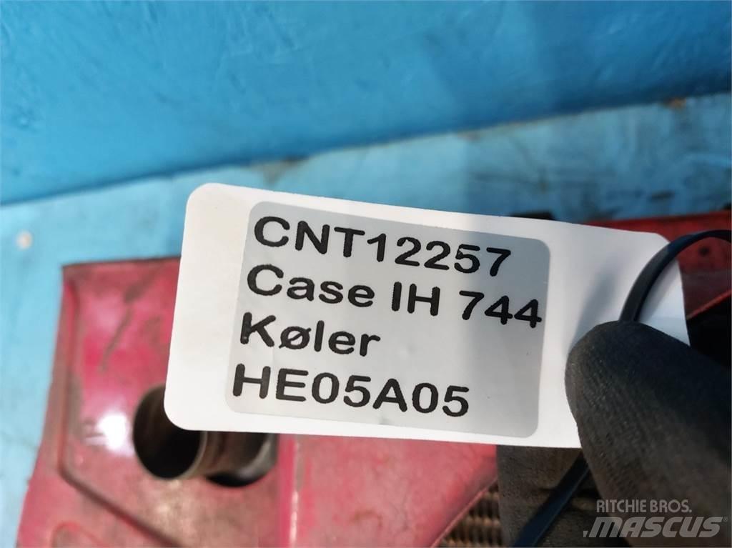 Case IH 744 Radiaatorid