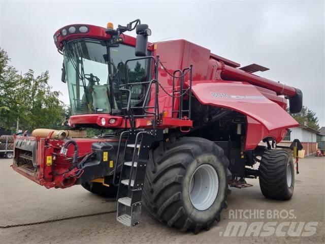 Case IH 8010 Teraviljakombainid