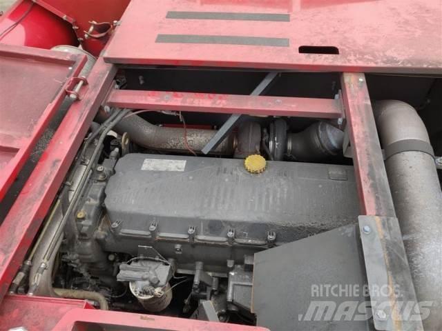 Case IH 8010 Teraviljakombainid