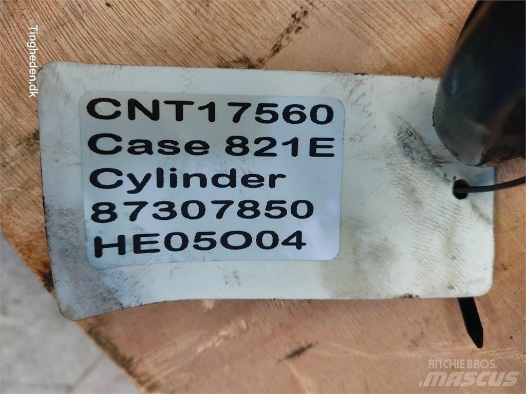 Case IH 821E Hüdraulika