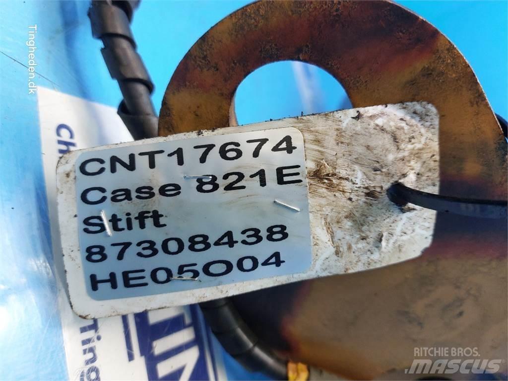 Case IH 821E Nooled ja varred