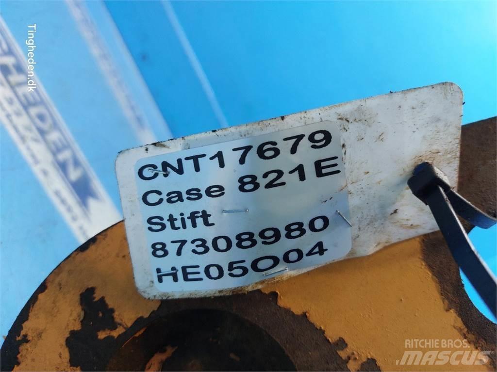 Case IH 821E Nooled ja varred