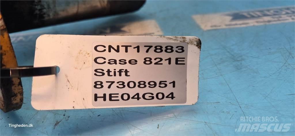 Case IH 821E Nooled ja varred