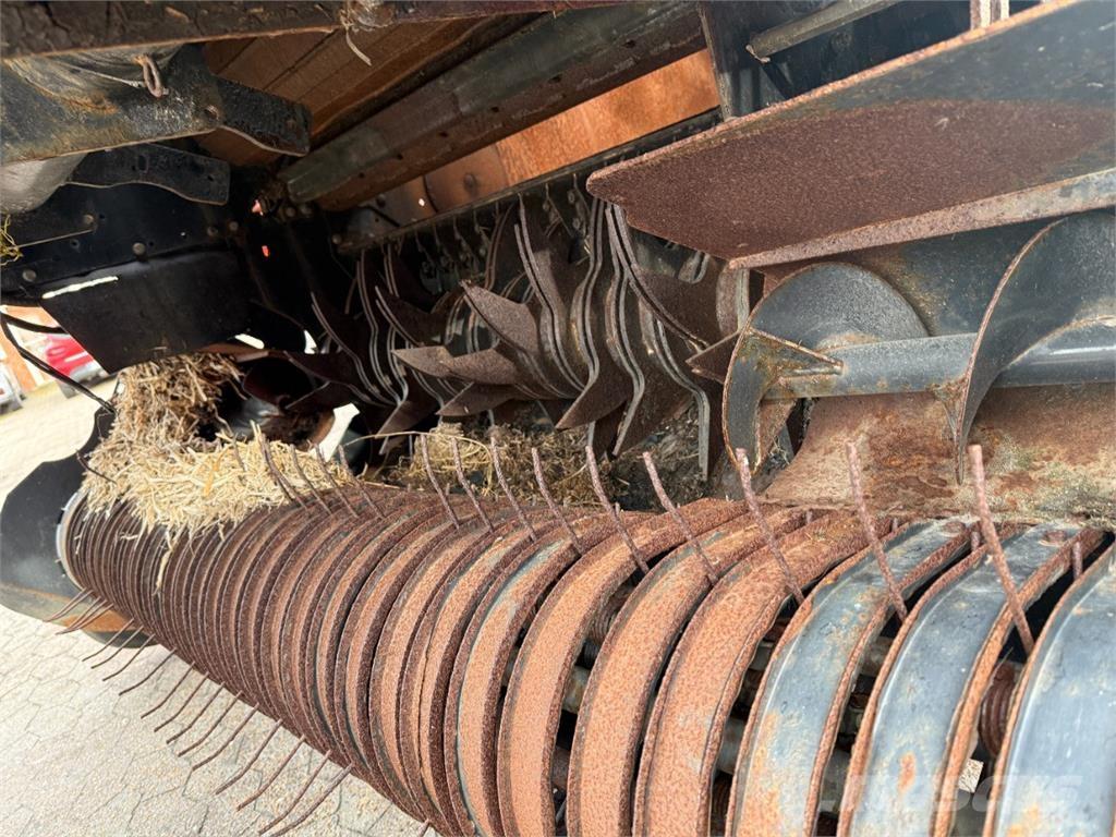 CASE RB464 Ruloonpressid