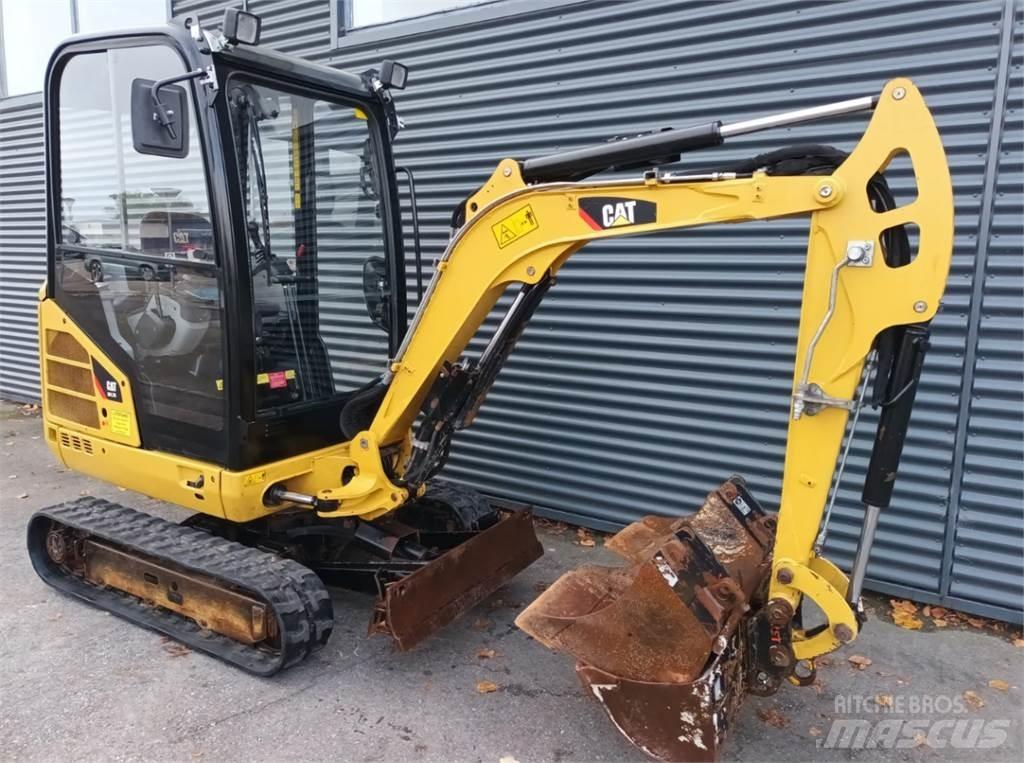CAT 301,7d Miniekskavaatorid < 7 t