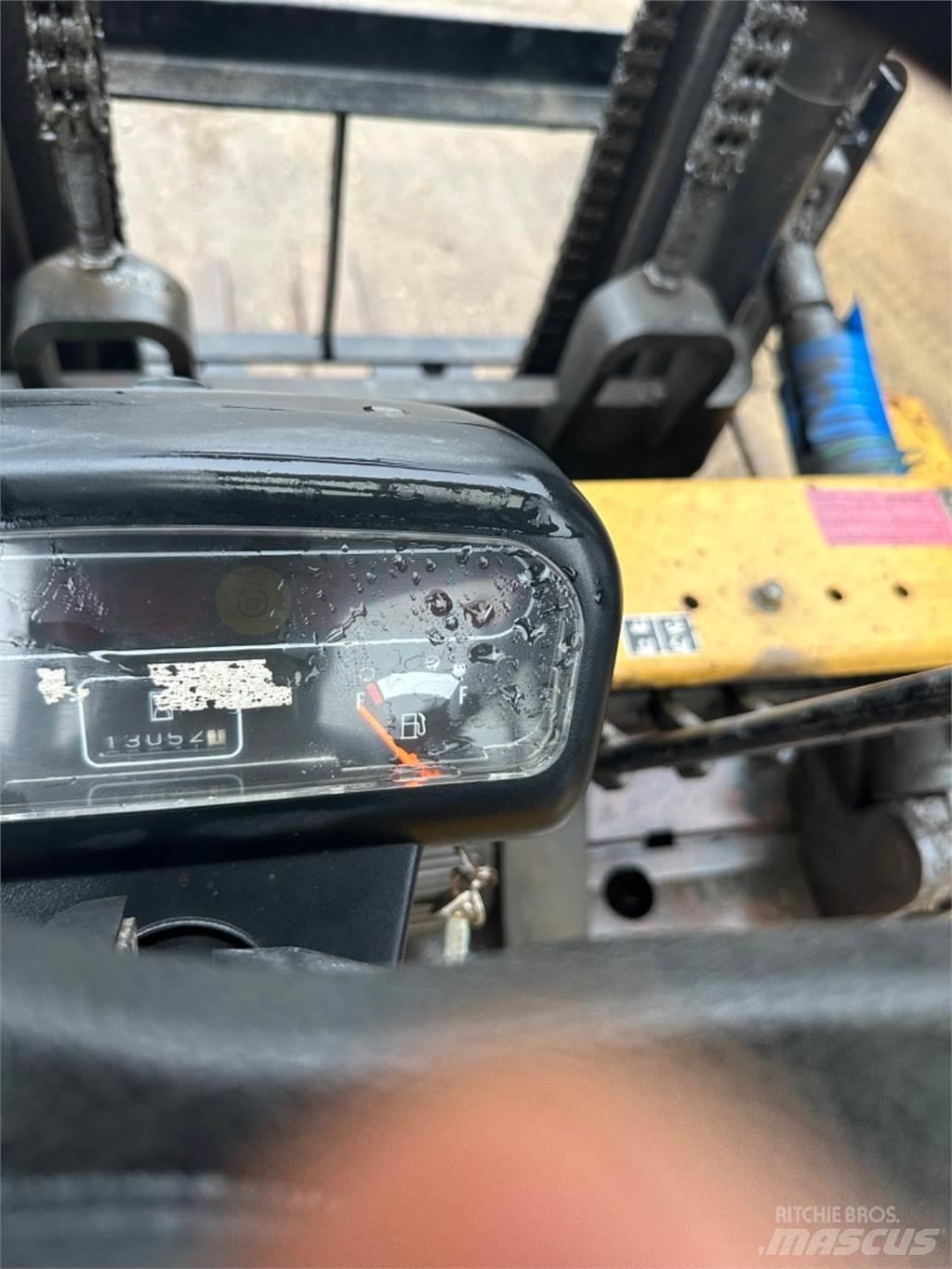 CAT DP40 Diiseltõstukid