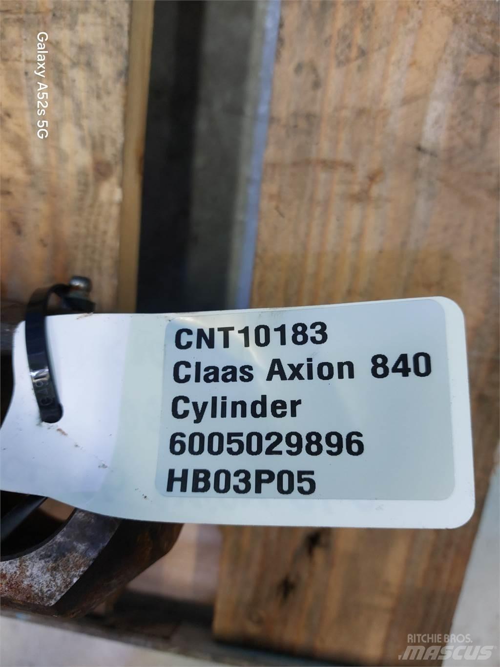 CLAAS Axion 840 Hüdraulika