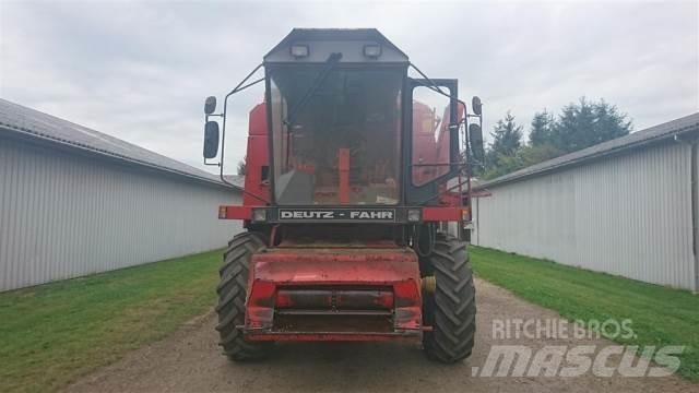 Deutz-Fahr M2680 Teraviljakombainid