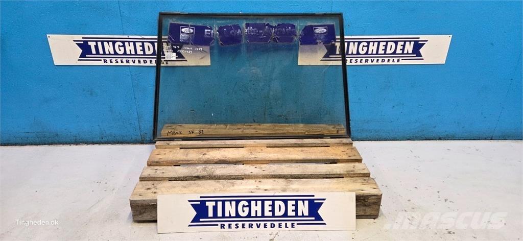 Ford 4610 kabiinid
