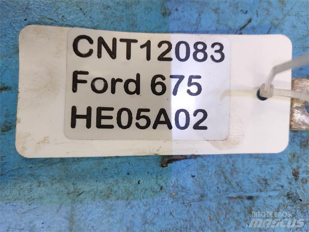 Ford 675 Mootorid