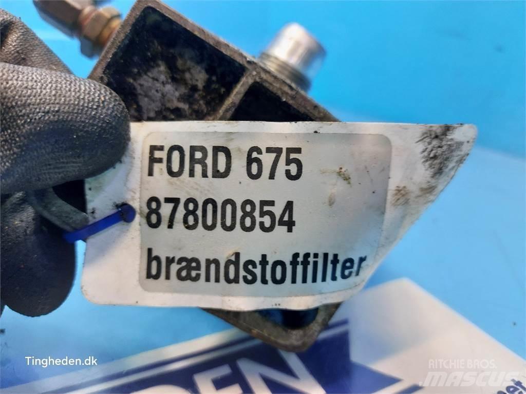 Ford 675 Mootorid