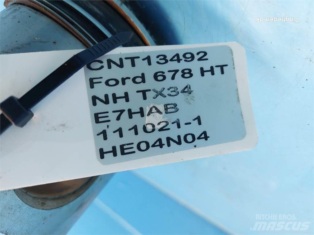 Ford 678 HT Mootorid