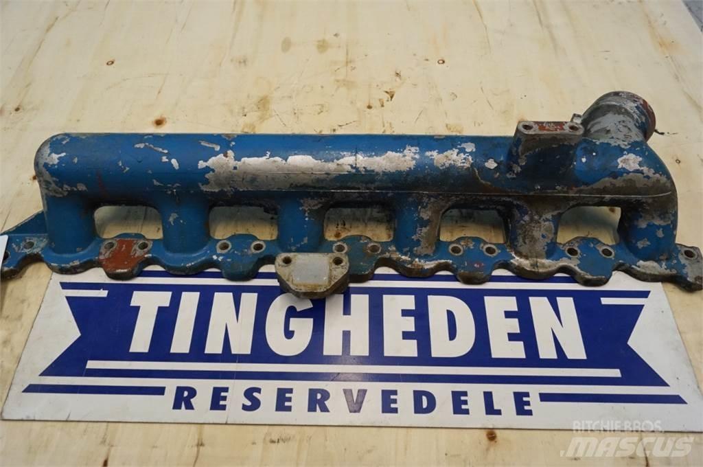 Ford 8210 Mootorid