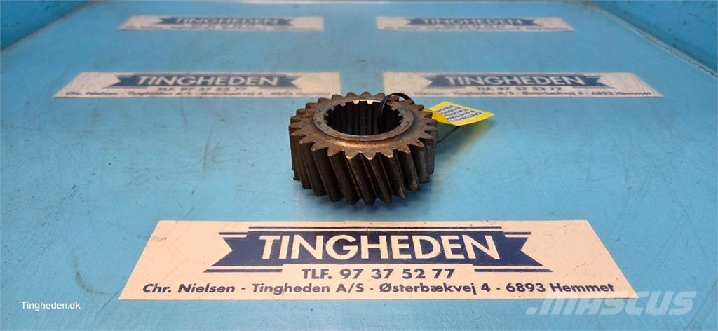 Ford 8260 Ülekandemehhanism