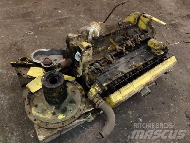 Ford Trader 590E Mootorid