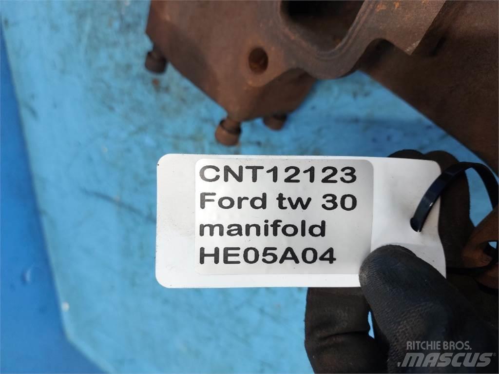 Ford TW 30 Mootorid