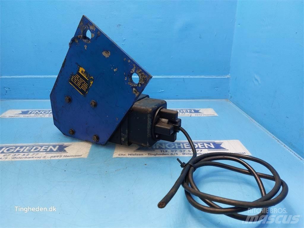 Ford TW15 Elektroonikaseadmed