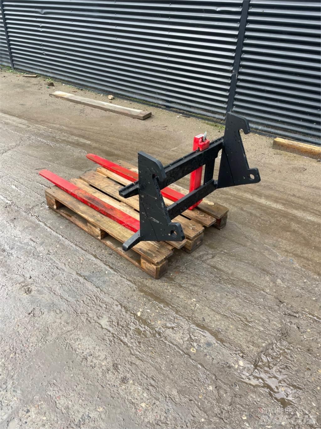 GiANT Minilæsser Väikelaadurid