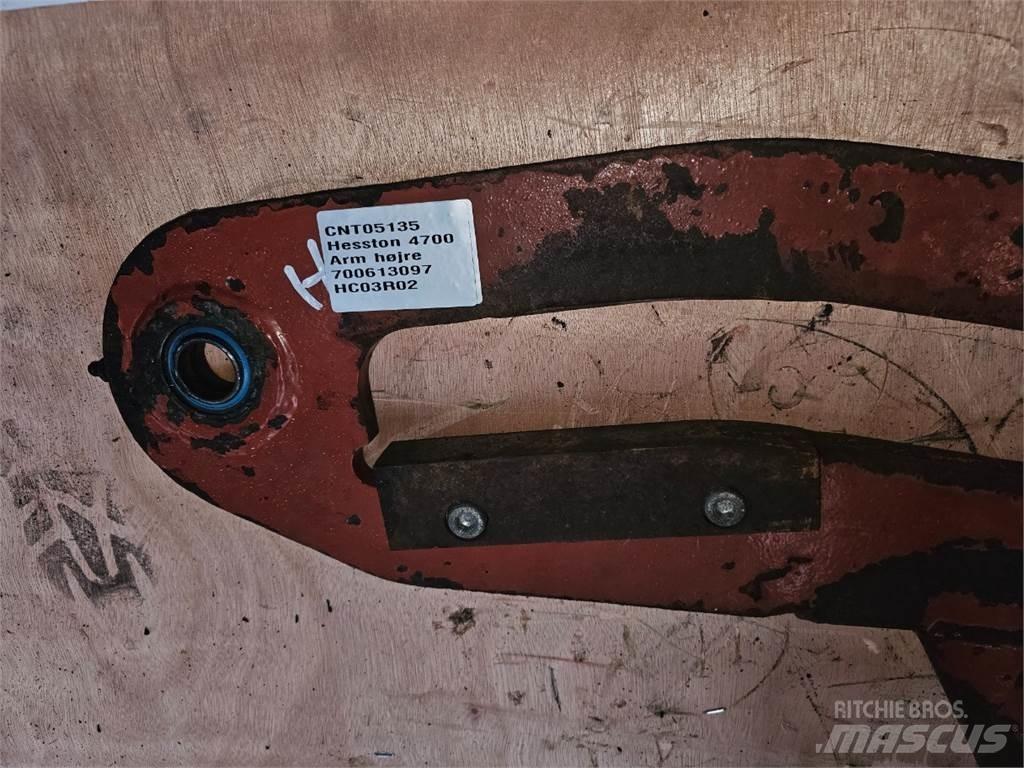 Hesston 4700 Muud põllumajandusmasinad