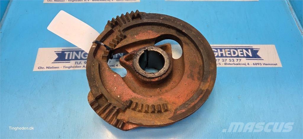 Hesston 4700 Muu silokoristustehnika