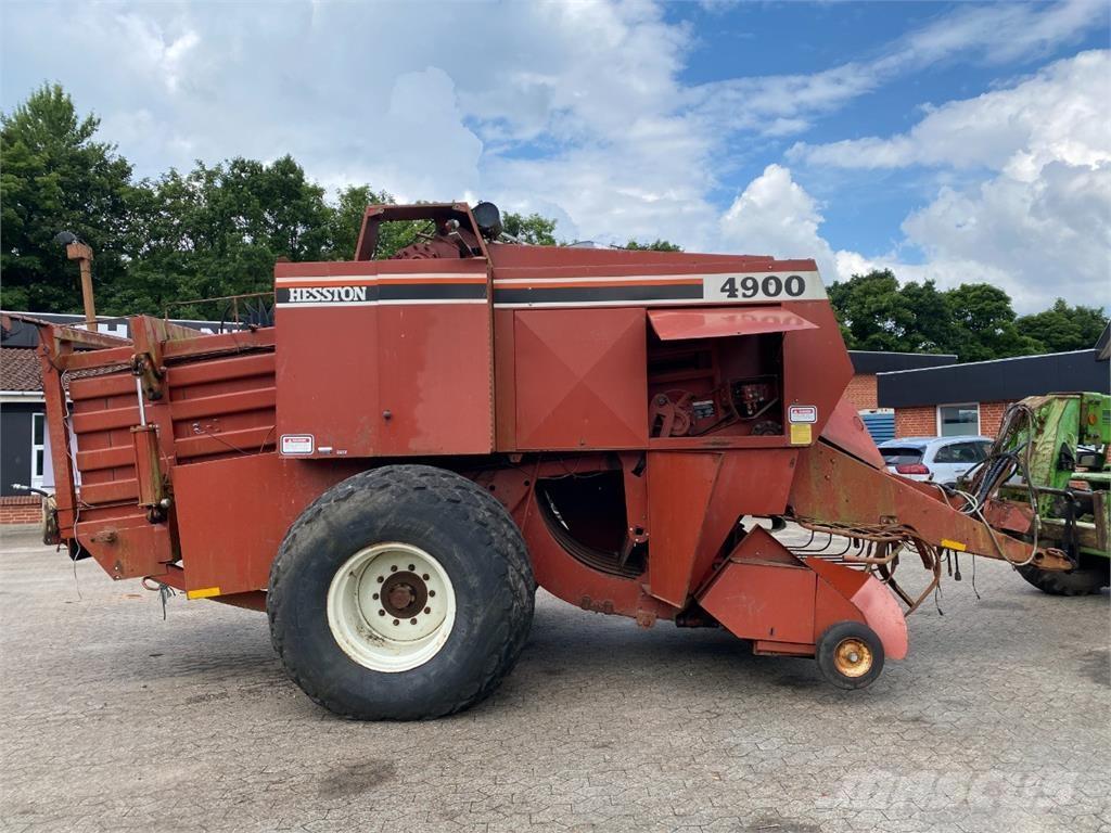 Hesston 4900 Heinapressid