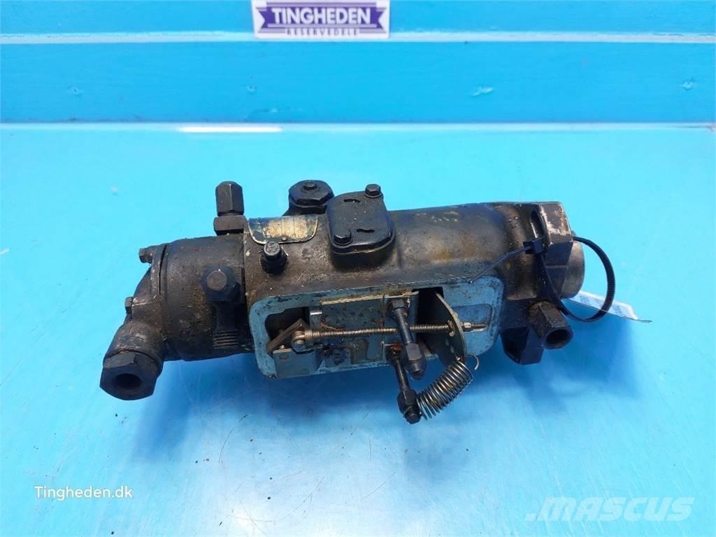 Hydrema 806 Mootorid