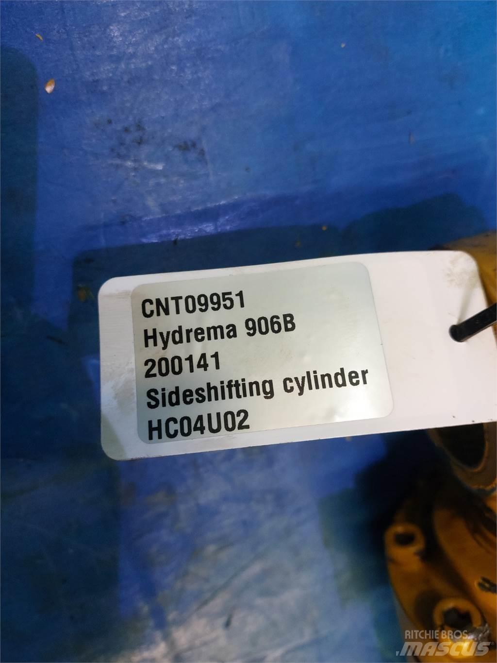Hydrema 906B Ekskavaatorikopad ja lisaseadmed