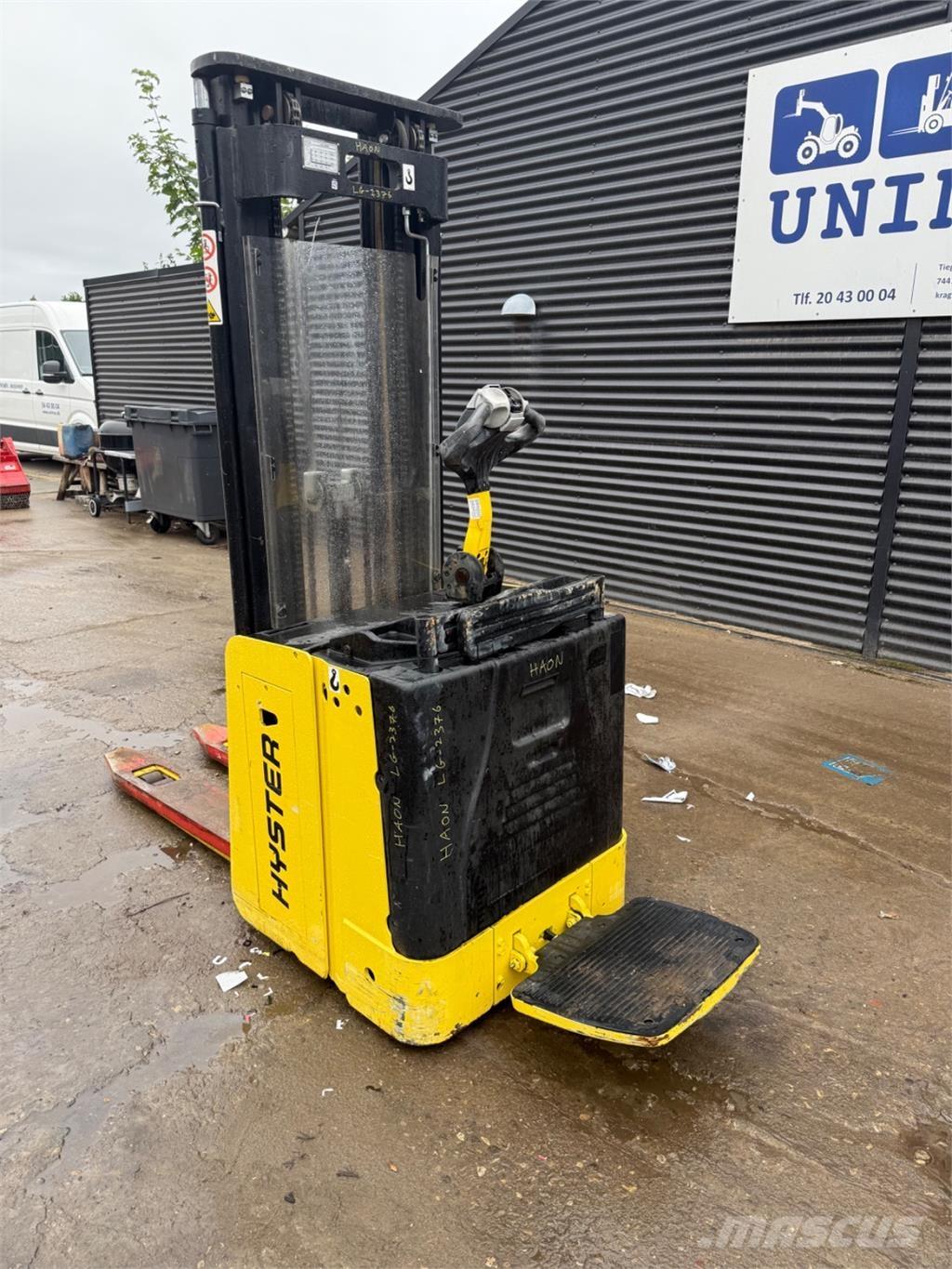 Hyster S1.5 Käsikahvelkärud