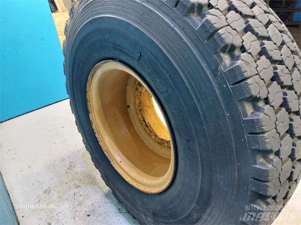 JCB 25 20.5R25 Rehvid, rattad ja veljed