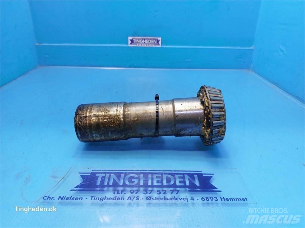 JCB 427 HL Nooled ja varred