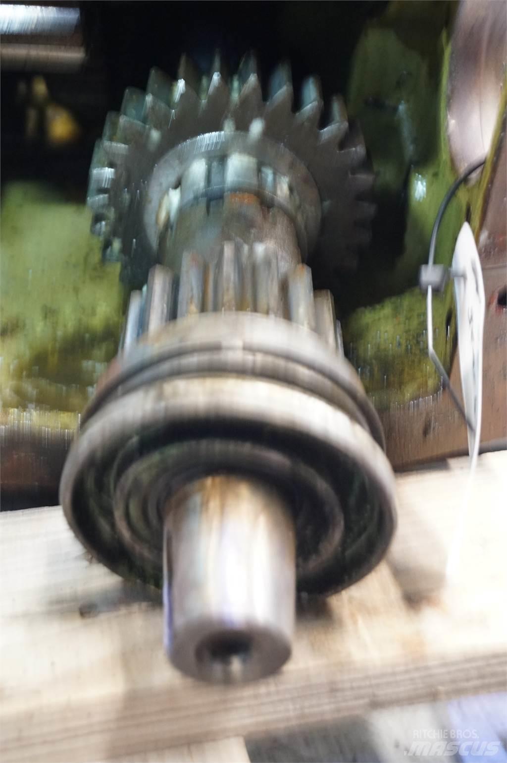 John Deere 1042 Ülekandemehhanism