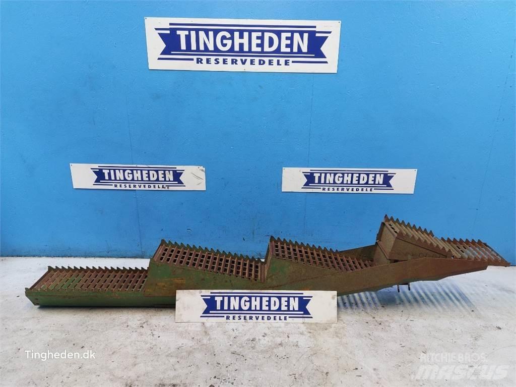 John Deere 1042 Lisavarustus ja komponendid