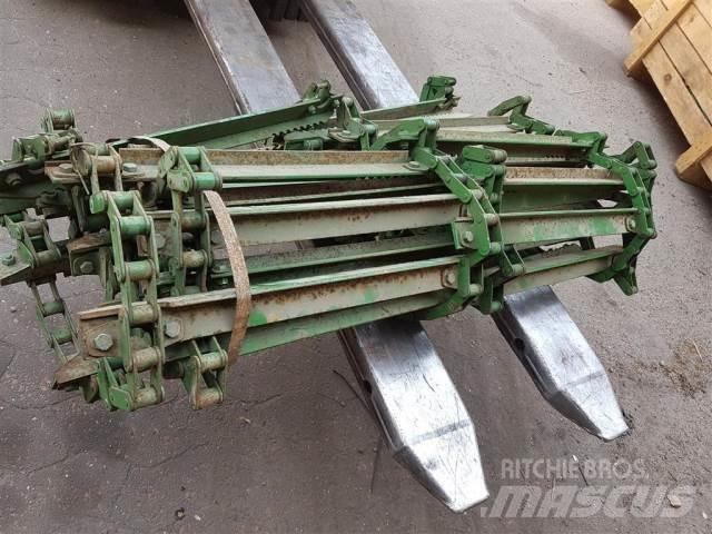 John Deere 1052 Lisavarustus ja komponendid
