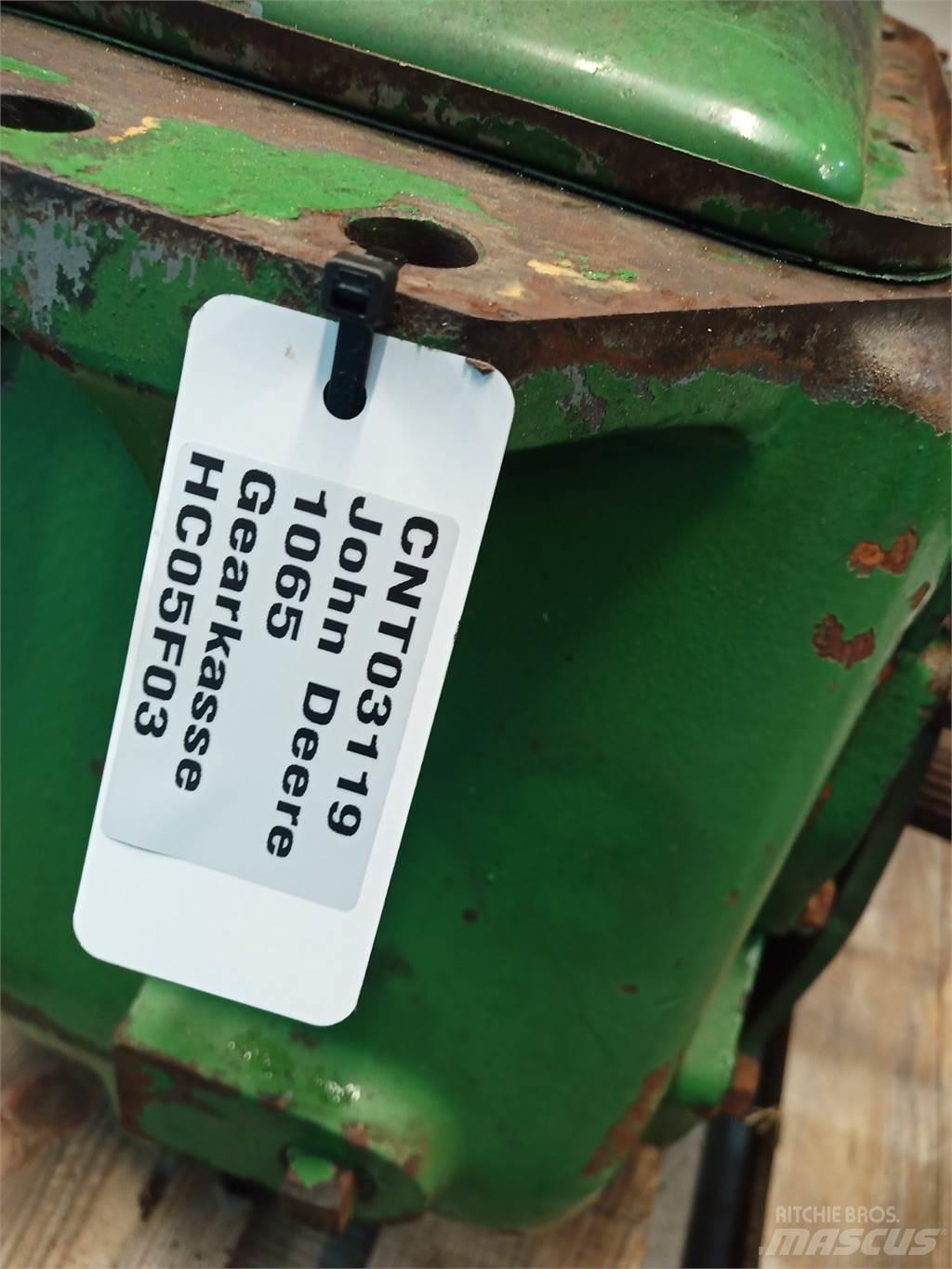 John Deere 1065 Ülekandemehhanism