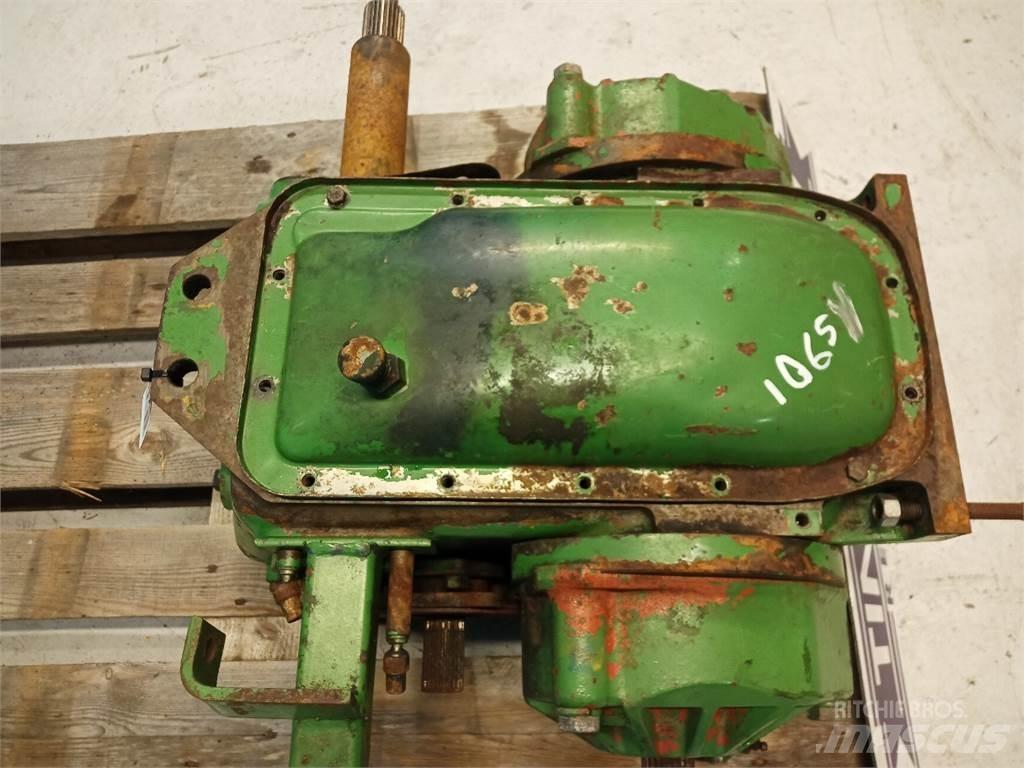John Deere 1065 Ülekandemehhanism