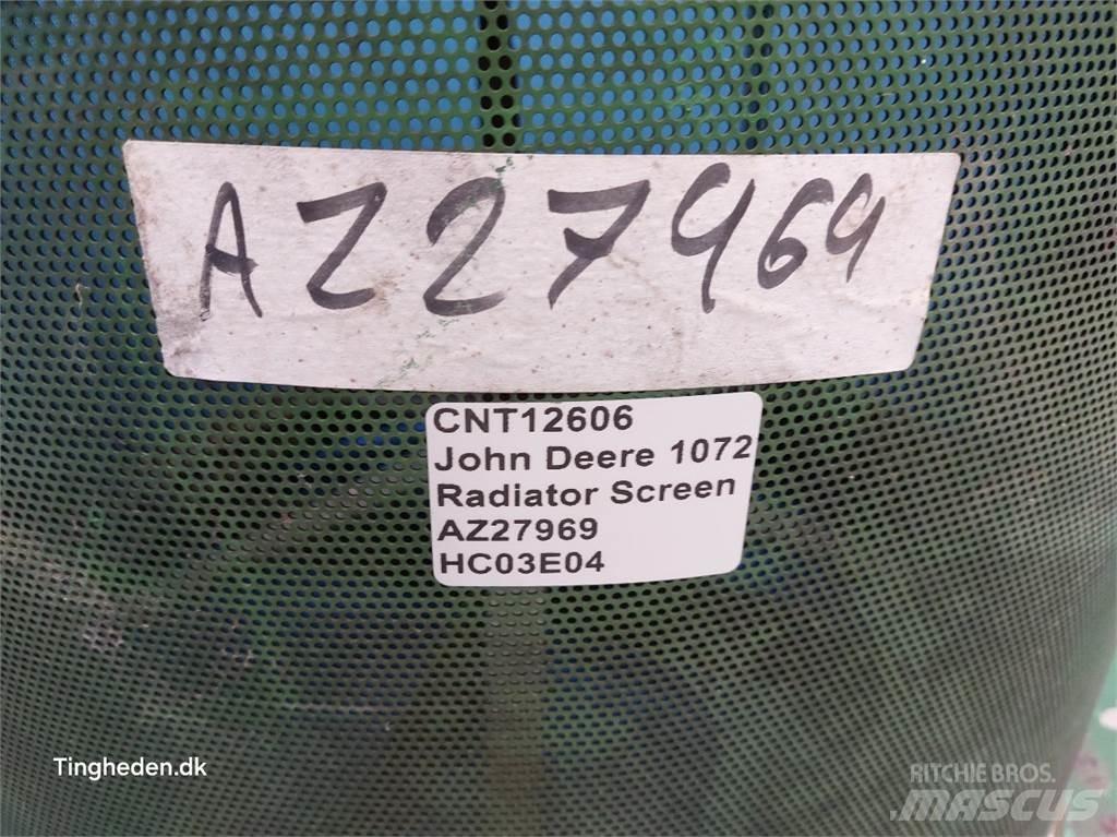 John Deere 1072 Mootorid