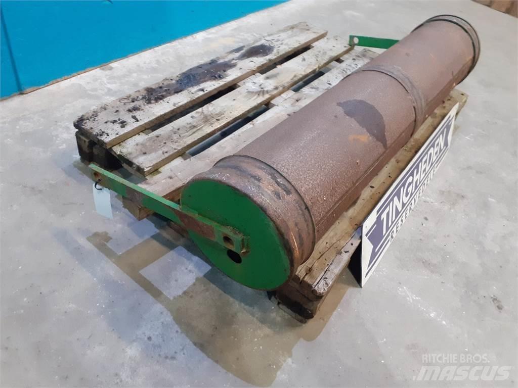 John Deere 1075 Lisavarustus ja komponendid