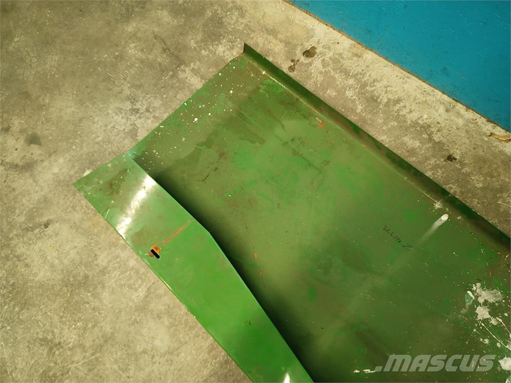 John Deere 1075 Lisavarustus ja komponendid