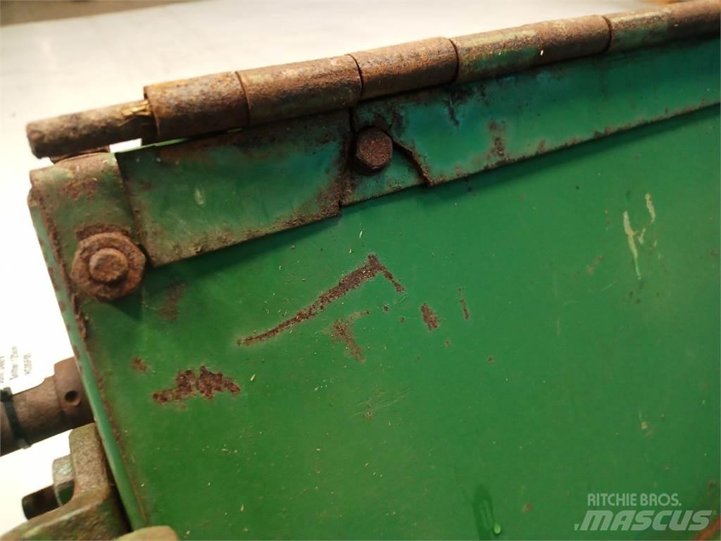 John Deere 1075 Lisavarustus ja komponendid