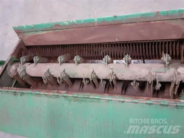 John Deere 1085 Lisavarustus ja komponendid