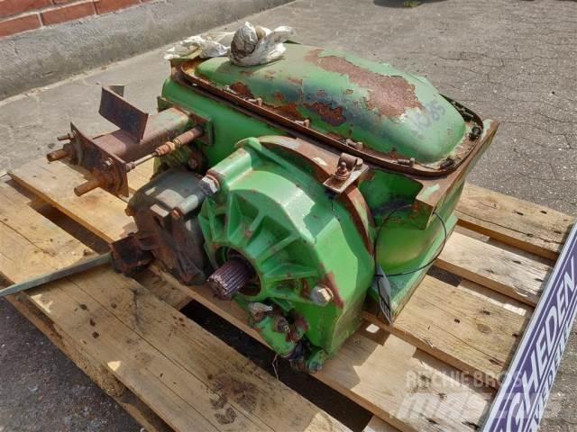 John Deere 1085 Ülekandemehhanism